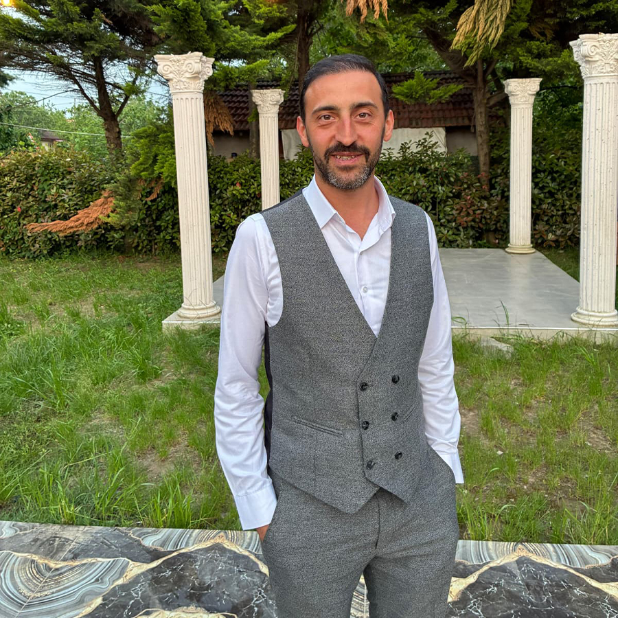 Ümit ŞAHİN